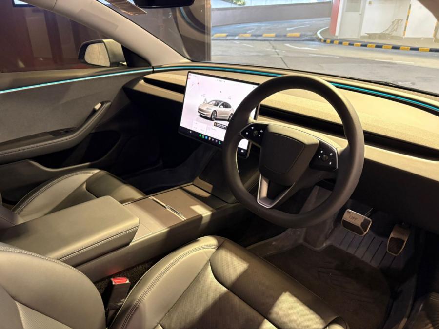 Model 3 RWD - Image 3